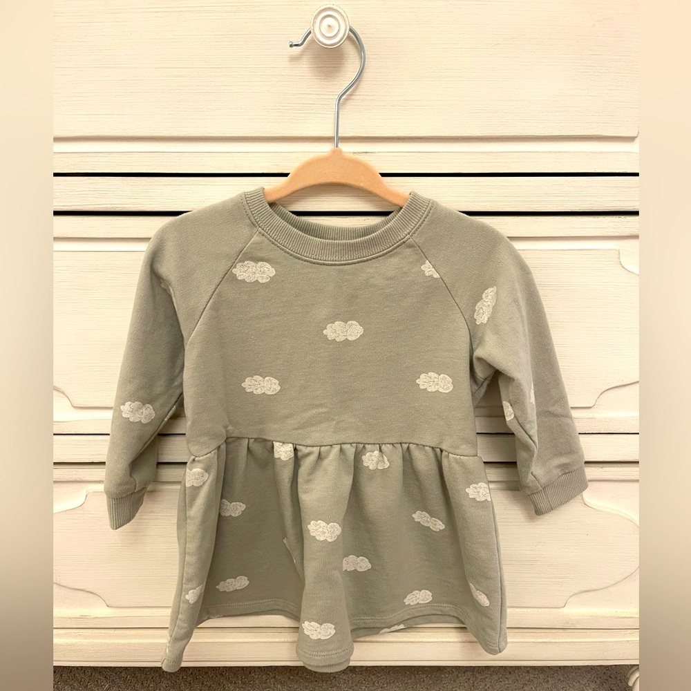 Darling Rylee+Cru Green Cloud Sweater Dress. 6-12 Months. Worn once!